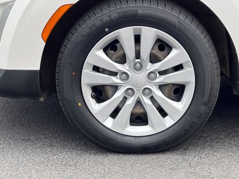 Used 2023 Kia Soul LX image 24