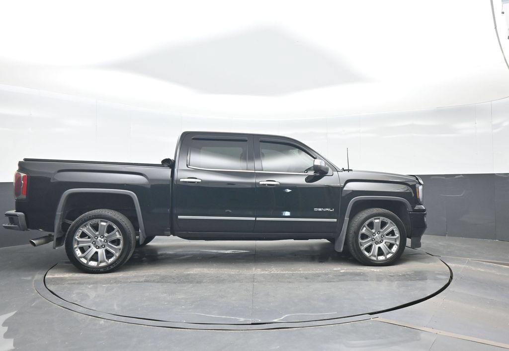Used 2017 GMC Sierra 1500 Denali w/ Denali Ultimate Package AWD/4WD image 7
