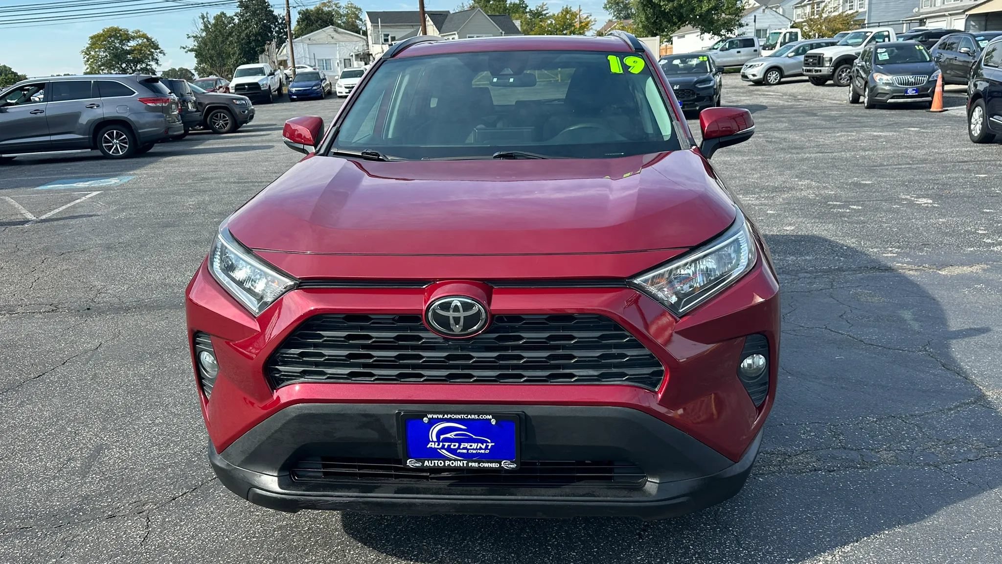 Used 2019 Toyota RAV4 XLE w/ All Weather Liner Package AWD/4WD image 2