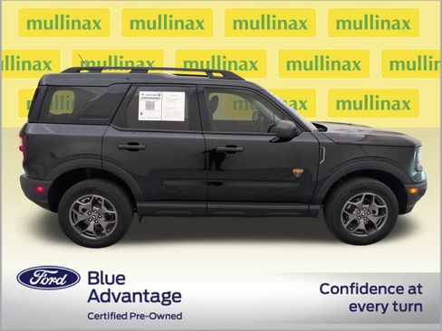Used 2023 Ford Bronco Sport Badlands image 2