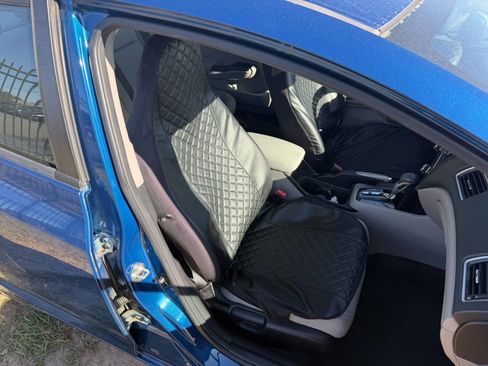 Used 2014 Honda Civic LX image 4