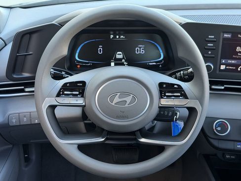 New 2026 Hyundai Elantra SE image 12