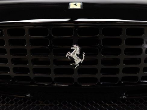 Certified 2022 Ferrari Roma RWD image 19