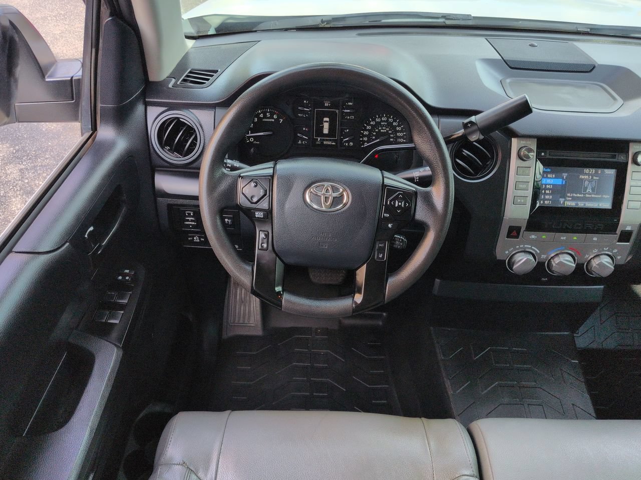 Used 2018 Toyota Tundra SR RWD image 16