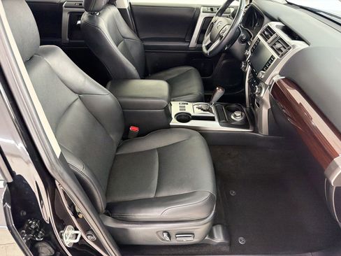 Used 2023 Toyota 4Runner Limited AWD/4WD image 30