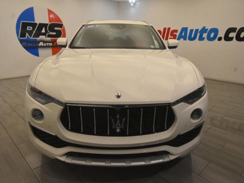 Used 2020 Maserati Levante GranLusso image 8
