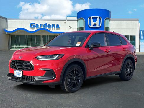 Used 2027 Honda HR-V Sport image 3