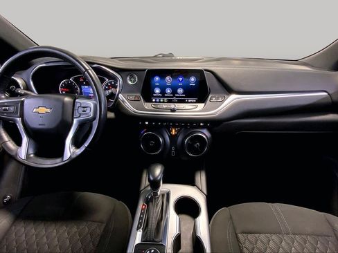 Used 2020 Chevrolet Blazer LT FWD image 15