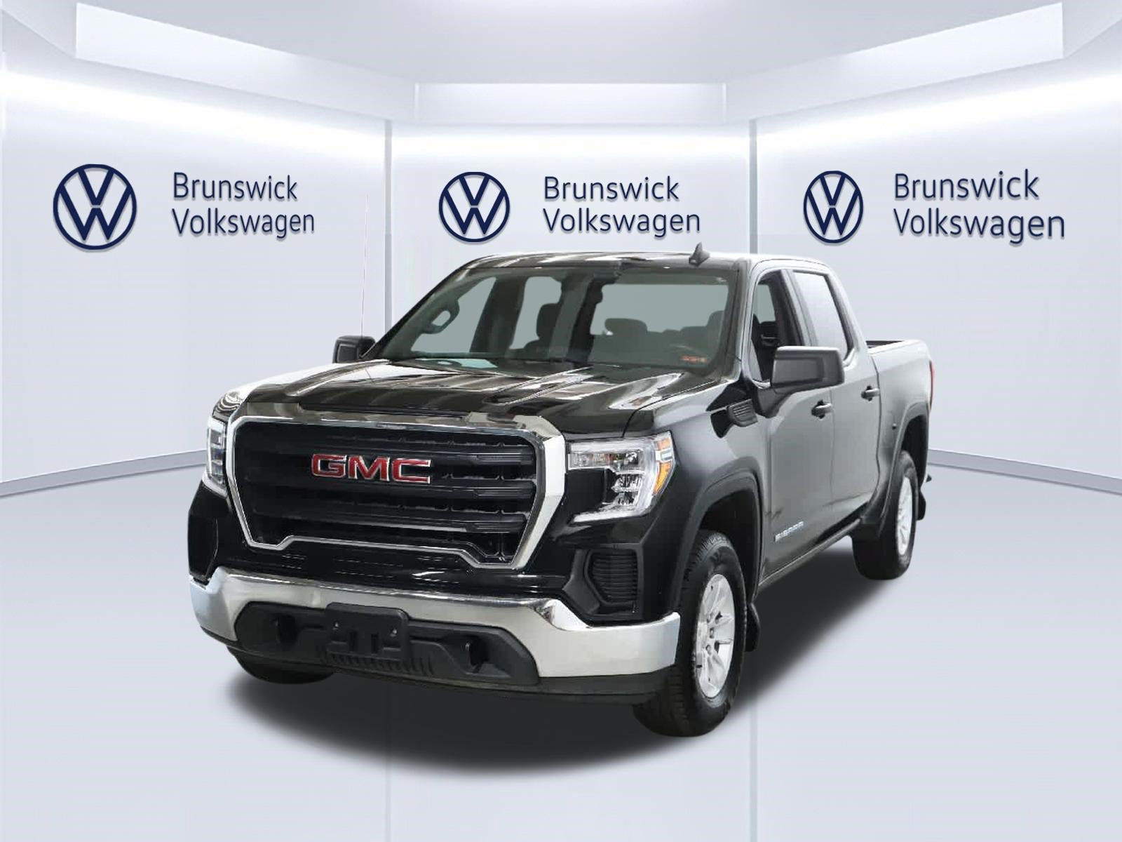 Used 2019 GMC Sierra 1500 4x4 Crew Cab w/ Convenience Package image 1