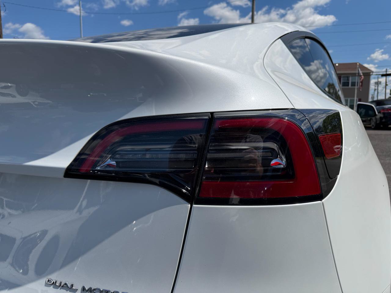 Used 2023 Tesla Model Y Long Range AWD/4WD image 22