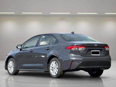 New 2026 Toyota Corolla LE FWD image 6