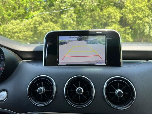 Used 2019 Kia Stinger AWD/4WD image 28