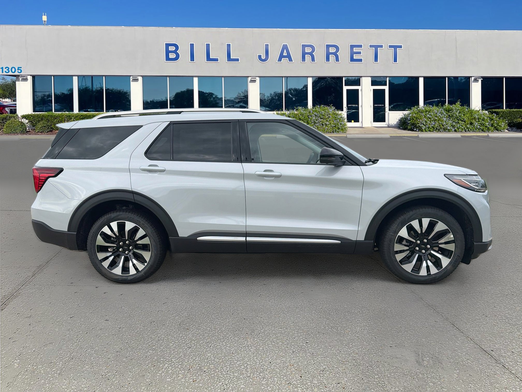 New 2026 Ford Explorer Platinum w/ LUX Leather Package AWD/4WD image 6