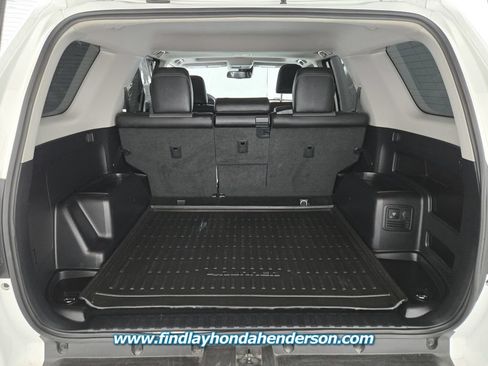 Used 2023 Toyota 4Runner SR5 Premium w/ Moonroof Package RWD image 19