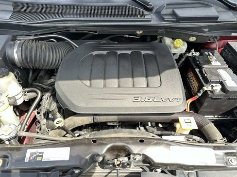Used 2019 Dodge Grand Caravan GT FWD image 11