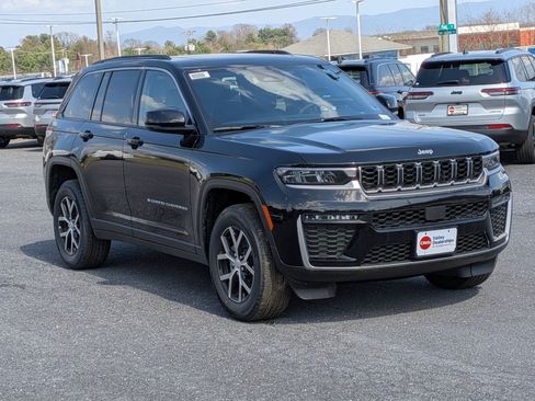 New 2026 Jeep Grand Cherokee Limited image 3