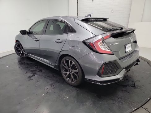 Used 2018 Honda Civic Sport Touring image 6