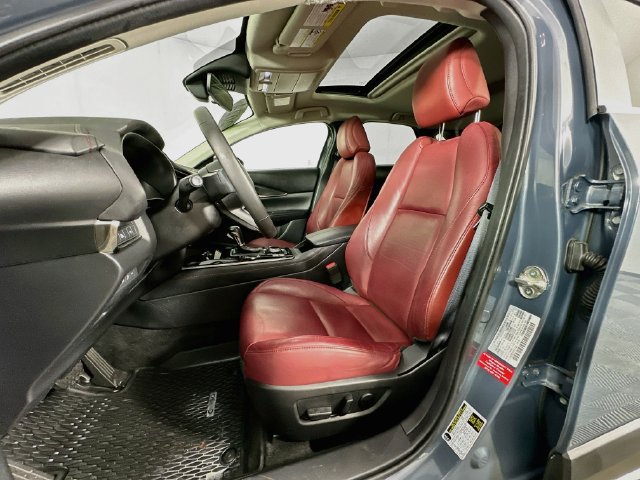 Used 2024 MAZDA CX-30 AWD 2.5 S w/ Preferred Package image 4