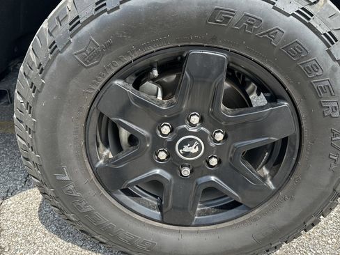 Used 2022 Ford Bronco Black Diamond AWD/4WD image 15