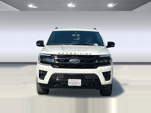 Used 2022 Ford Expedition Max Limited AWD/4WD image 6
