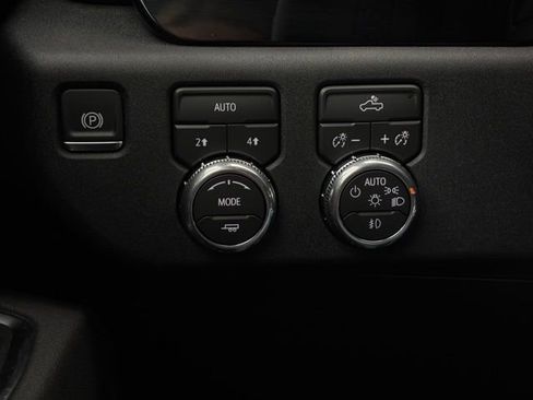 New 2026 GMC Sierra 1500 Elevation w/ LPO, Elevation Black Package image 20