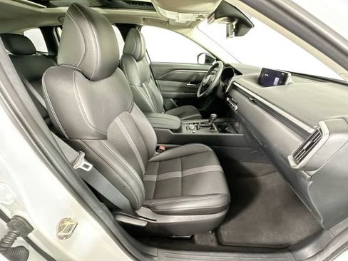Used 2025 MAZDA CX-50 AWD 2.5 S w/ Premium Package image 27