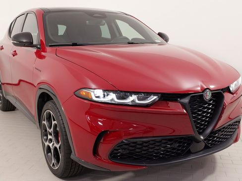 Used 2024 Alfa Romeo Tonale Veloce image 22