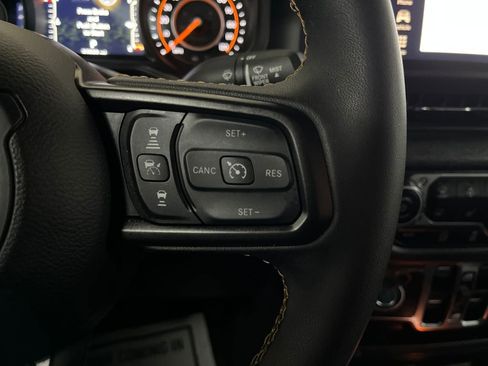 Used 2024 Jeep Wrangler Sport S image 55