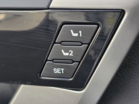 Used 2022 Toyota Tundra Limited w/ TRD Off-Road Package AWD/4WD image 17