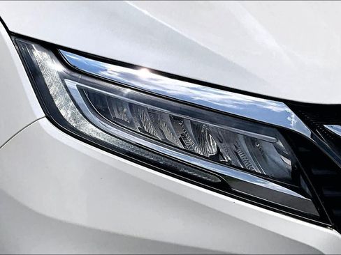 Used 2018 Honda Odyssey Touring image 28