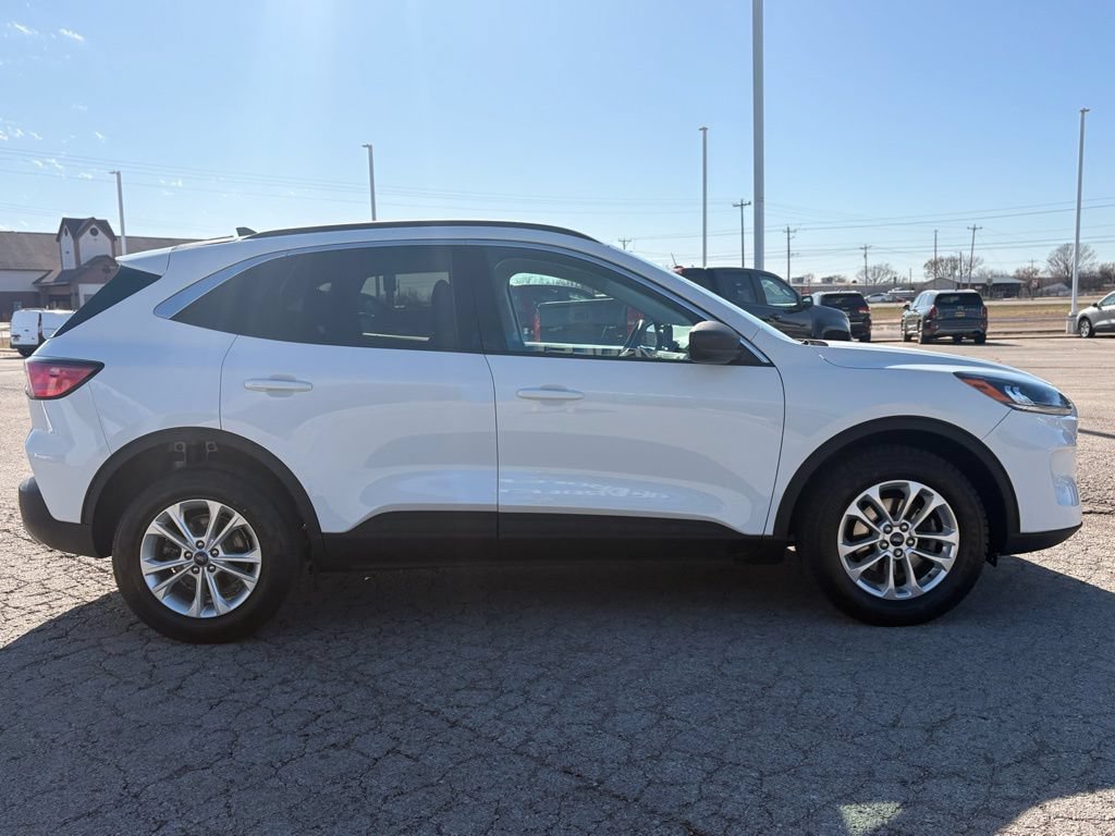 Used 2022 Ford Escape SE AWD/4WD image 4