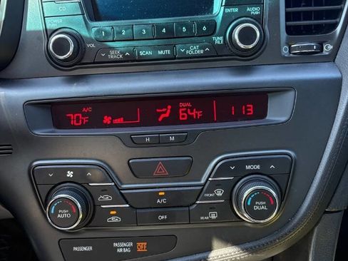 Used 2012 Kia Optima EX image 12