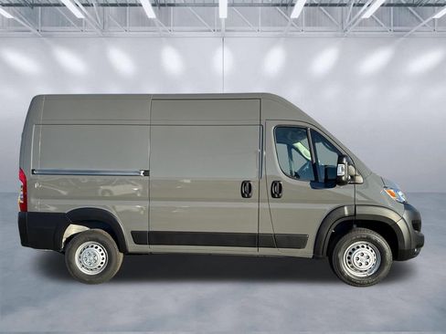 New 2026 RAM ProMaster 2500 image 3