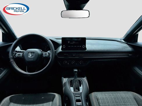 Certified 2023 Honda HR-V Sport image 18