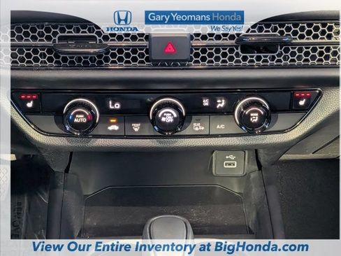 Certified 2025 Honda HR-V Sport image 22