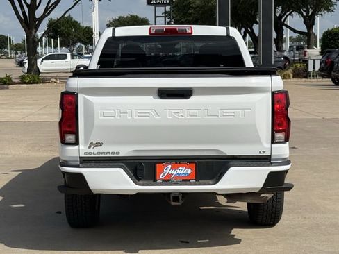 Used 2024 Chevrolet Colorado LT RWD image 6