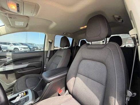Used 2022 Chevrolet Colorado LT w/ LT Convenience Package RWD image 14