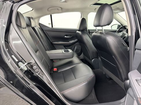 Used 2024 Nissan Sentra SR w/ SR Premium Package image 25