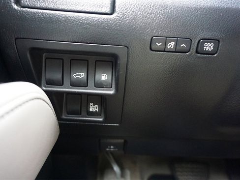 Used 2013 Lexus RX 350 FWD w/ Navigation Pkg image 4