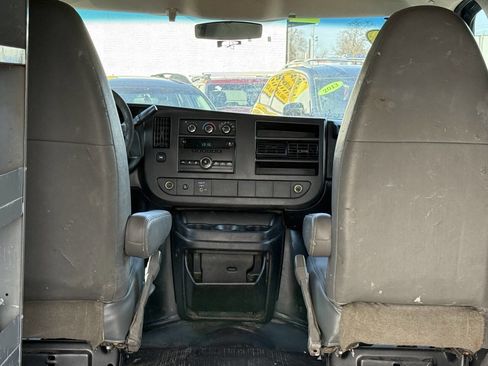 Used 2012 Chevrolet Express 2500 2500 3dr Cargo Van w/ 1WT image 12