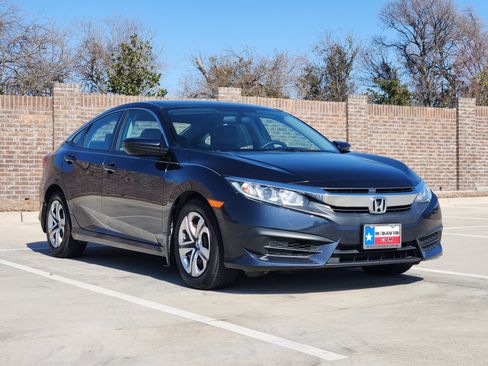 Used 2017 Honda Civic LX image 4