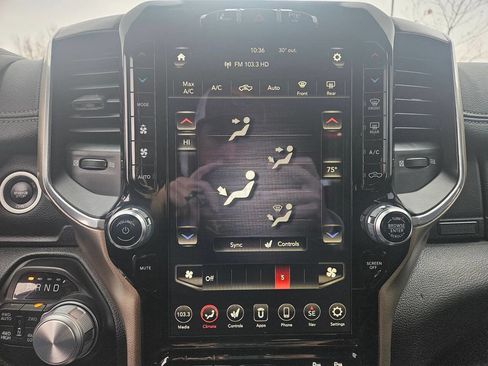 Used 2019 RAM 1500 Laramie image 26