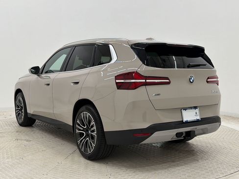 Used 2025 BMW X3 xDrive30i w/ Premium Package AWD/4WD image 3