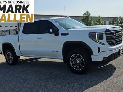Used 2025 GMC Sierra 1500 AT4 AWD/4WD image 2