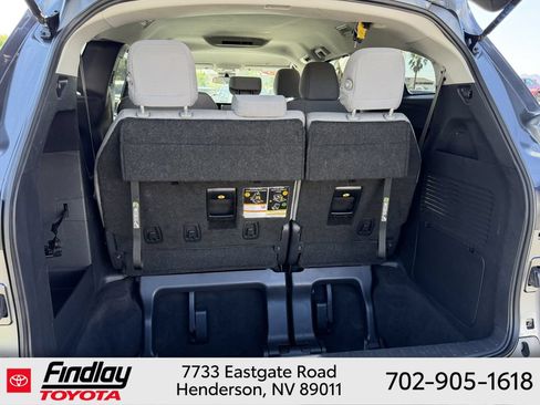 Certified 2025 Toyota Sienna LE FWD image 17