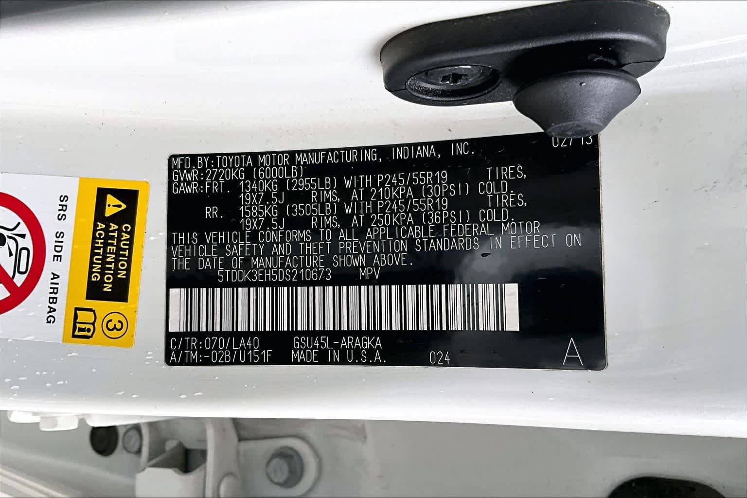 Used 2013 Toyota Highlander Limited AWD/4WD image 34