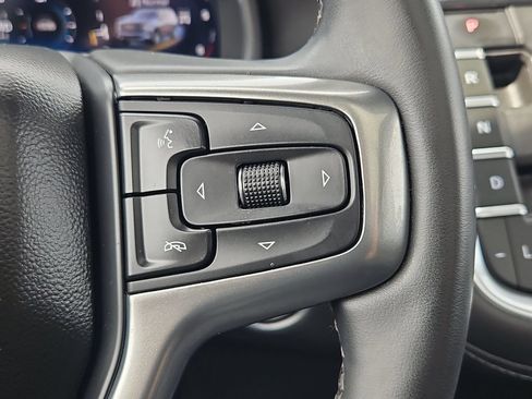 Certified 2023 Chevrolet Tahoe Z71 w/ Luxury Package AWD/4WD image 32