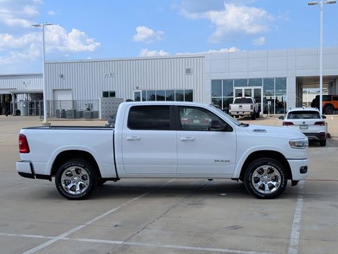 New 2026 RAM 1500 4x4 Crew Cab image 9