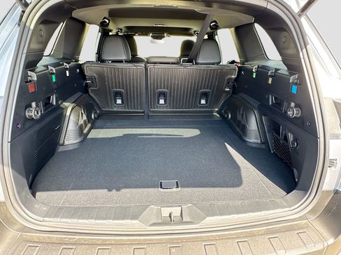 New 2026 Subaru Outback Touring XT image 32