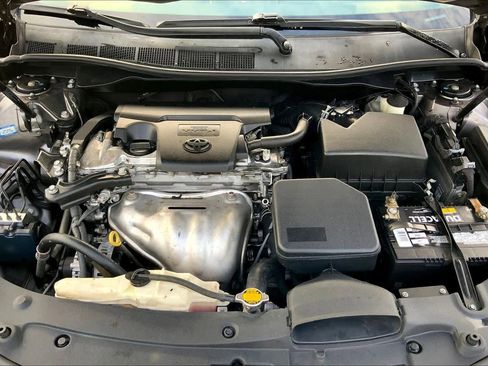 Used 2013 Toyota Camry SE image 30